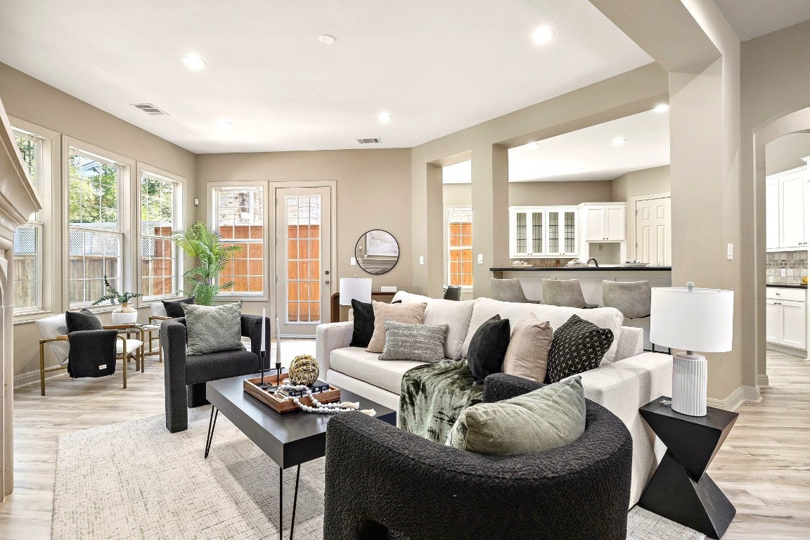 Photo of Listing #2694206