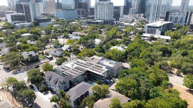 904 West Avenue 213, Austin