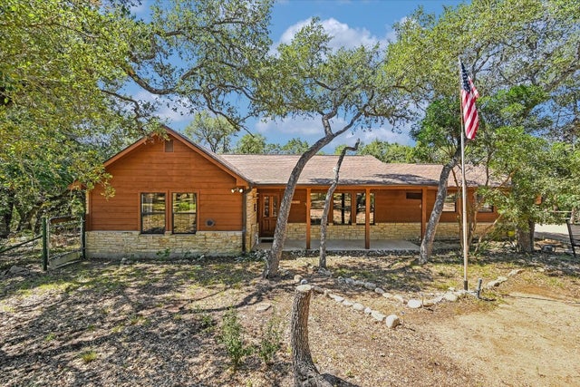 611 Mountain Crest Drive, Wimberley