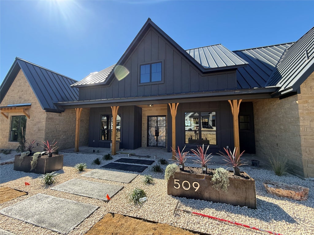 509 Vale Pond Spur, Georgetown