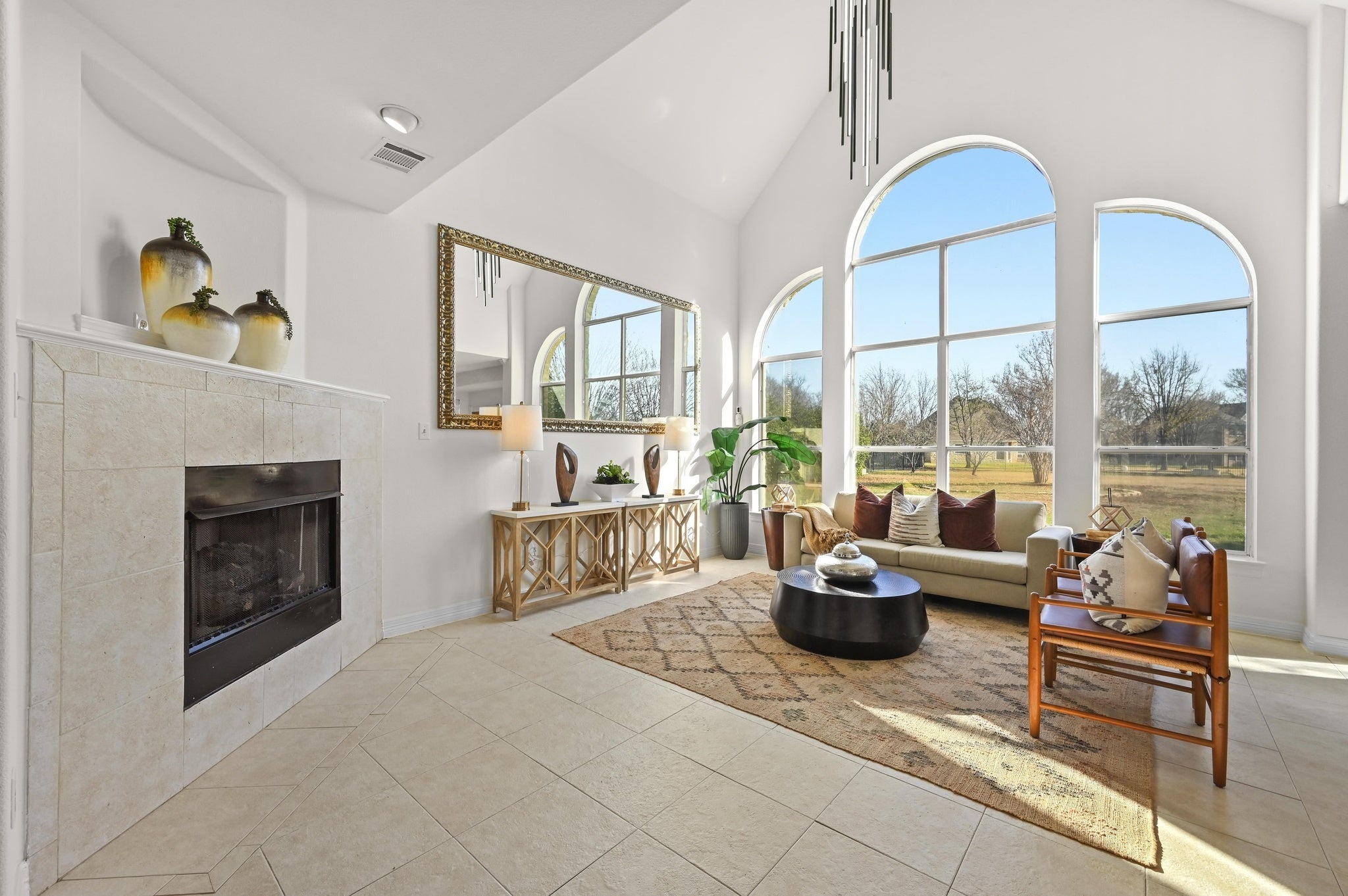 Photo of Listing #4877703