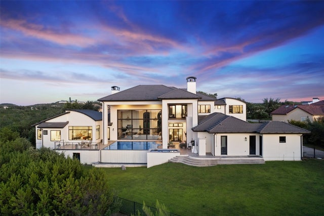 4300 Derrick Cove, Spicewood