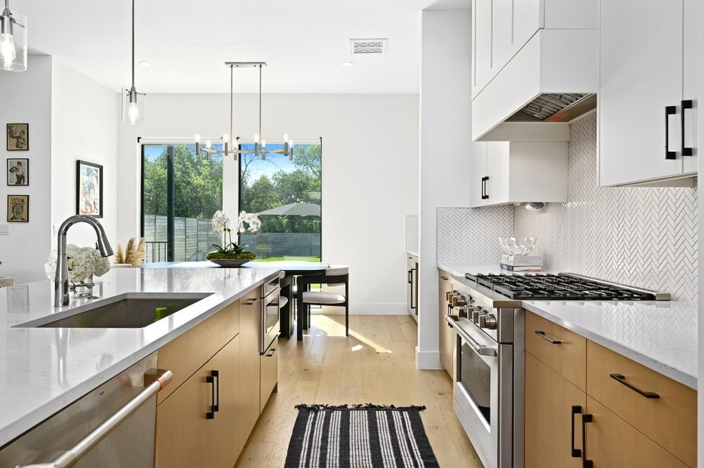 5515 Jim Hogg Avenue B, Austin