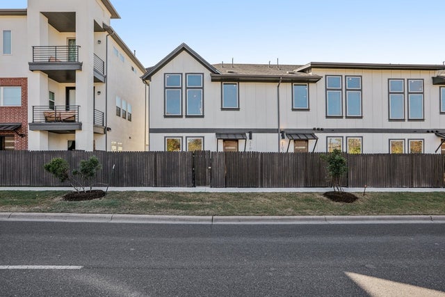 200 W 56th Street 2104, Austin