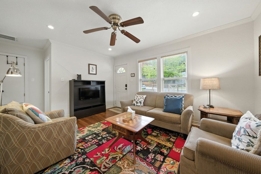 2403 S 2nd Street, Austin