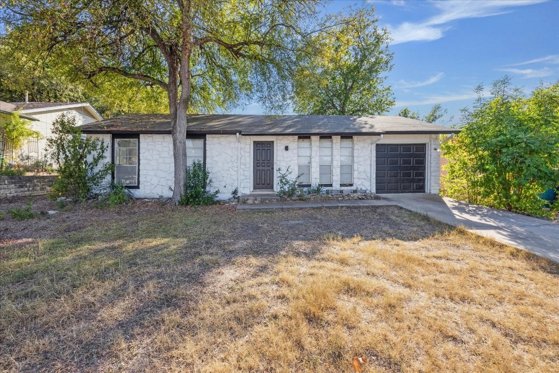 Photo of Listing #3873759