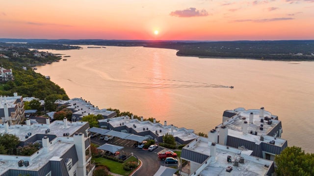 Austin Homes for Sale on Lake Travis in the Zipcode of 78734