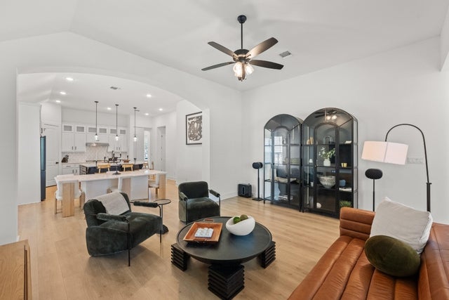 619 Kimble Creek Loop, Kyle