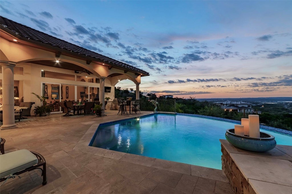 208 Palazza Alto Drive, Austin