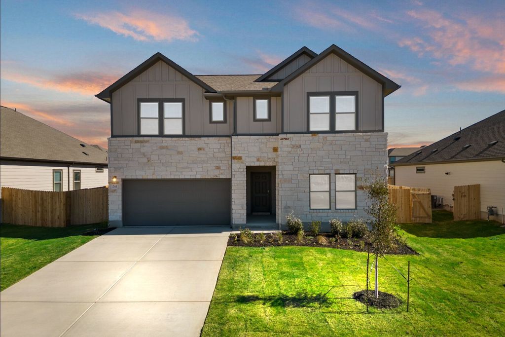 241 Red Tail Hawk Lane, Cedar Creek