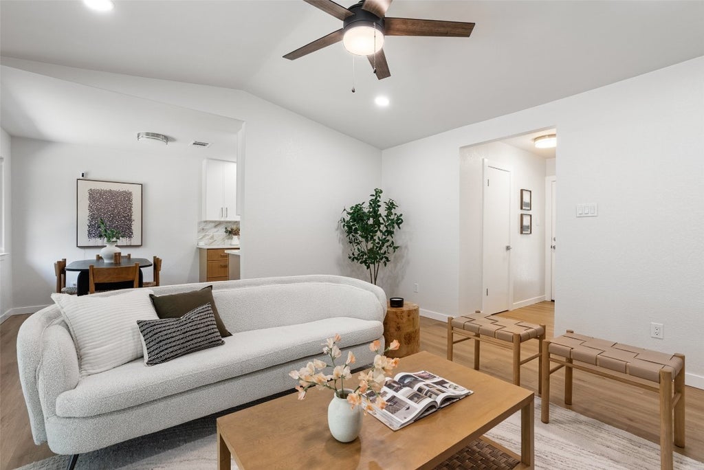 3309 China Grove, Austin