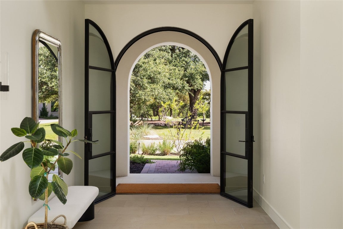 Photo of Listing #7327301