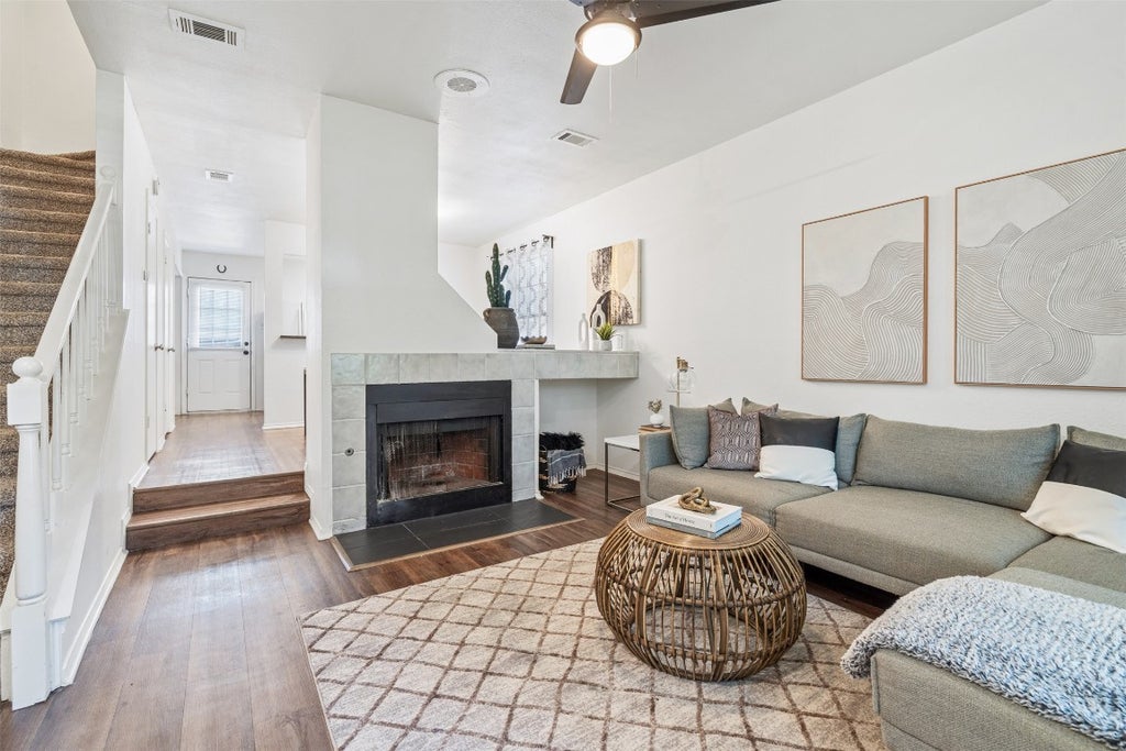 12325 Los Indios Trail 27, Austin