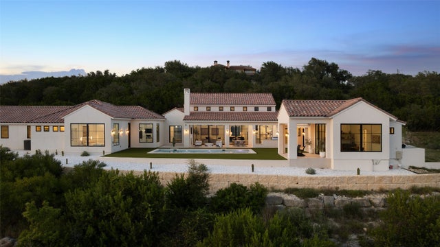 1716 Windy Walk Cove, Spicewood