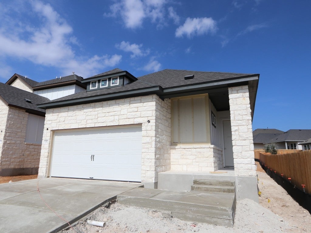 530 Darley Oak Drive, Dripping Springs