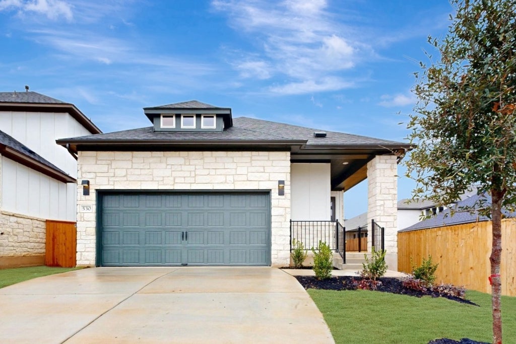 530 Darley Oak Drive, Dripping Springs