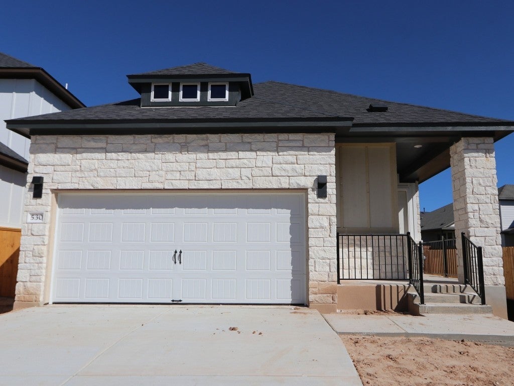 530 Darley Oak Drive, Dripping Springs