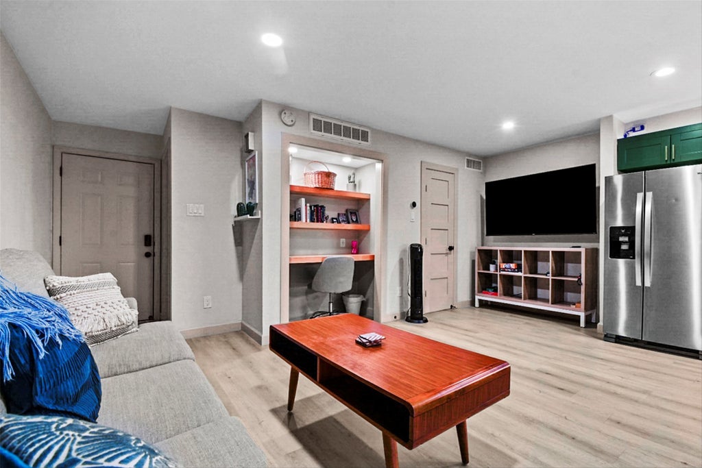 1840 Burton Drive 192, Austin