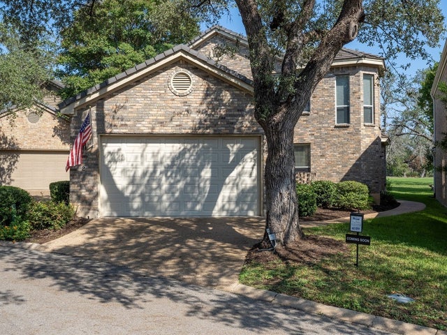 2 Champions Lane, Austin