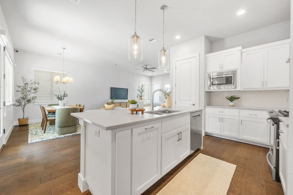 11112 Zimmerman Lane 24, Austin