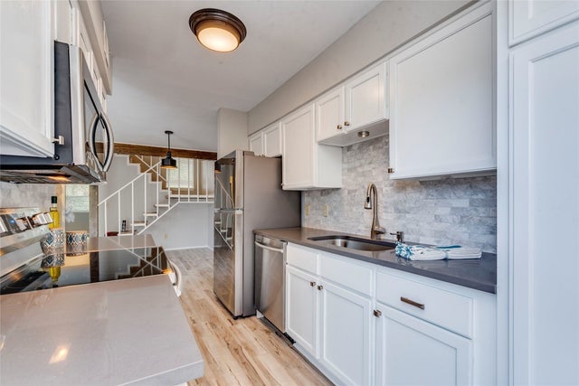 6910 Hart Lane 805, Austin