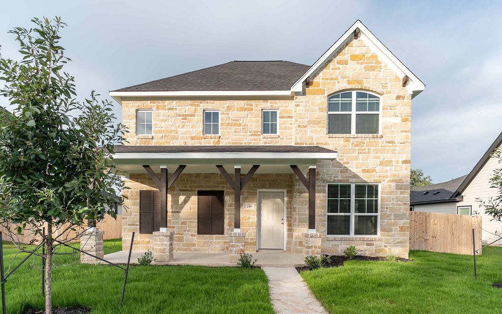 249 Villars Drive, Salado