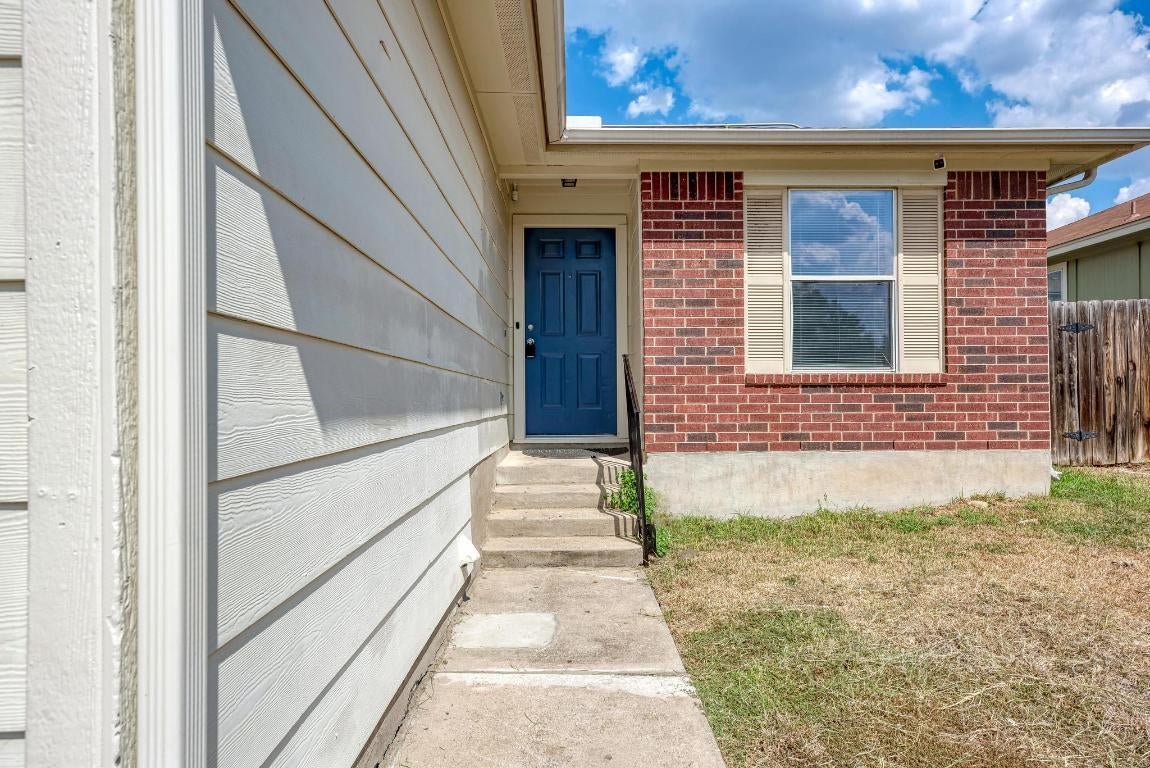 Photo of Listing #3399246