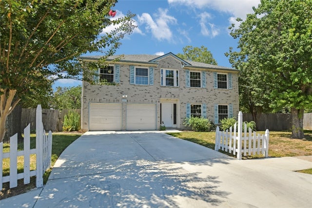 1011 Hayden Way, Round Rock