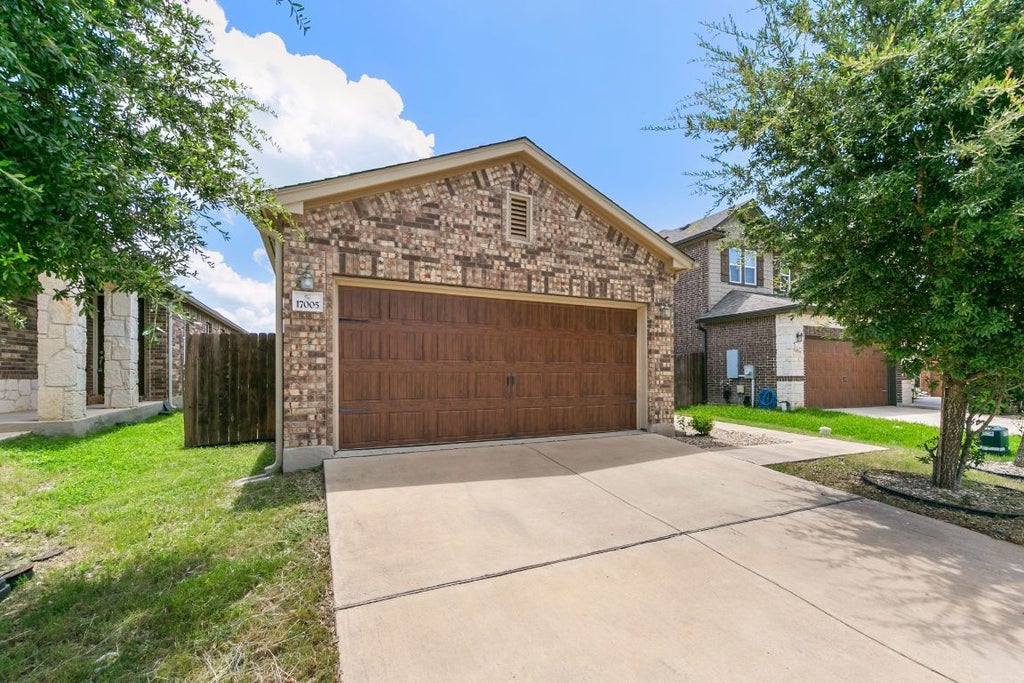 17005 Gibbons Path, Round Rock