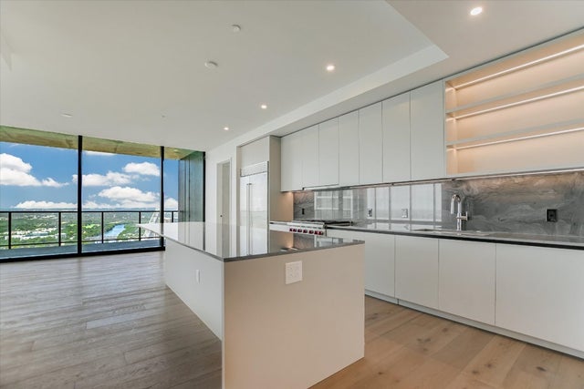 610 Davis Street 4903, Austin