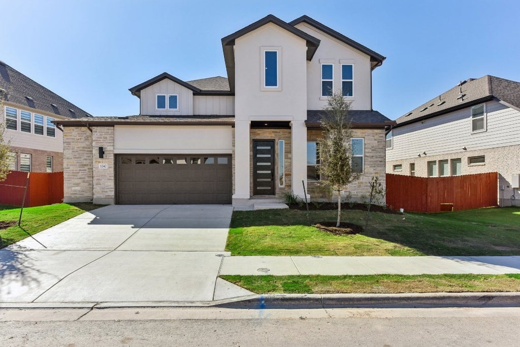 1242 Robin Trail, Round Rock