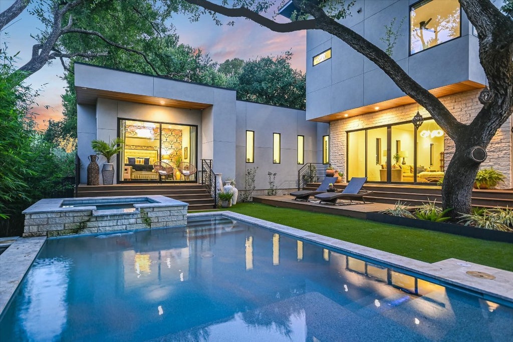 403 Ridgewood, Austin