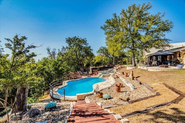 417 Akaloa Drive, Bastrop