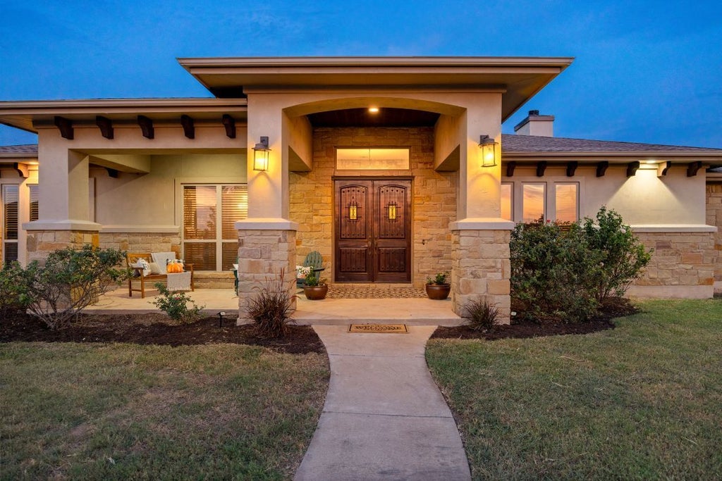 209 Stonehouse Drive, Liberty Hill