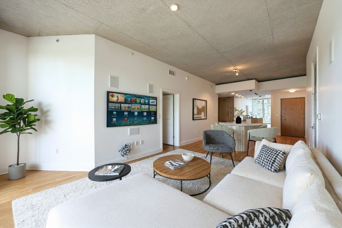 Photo of Listing #3522666