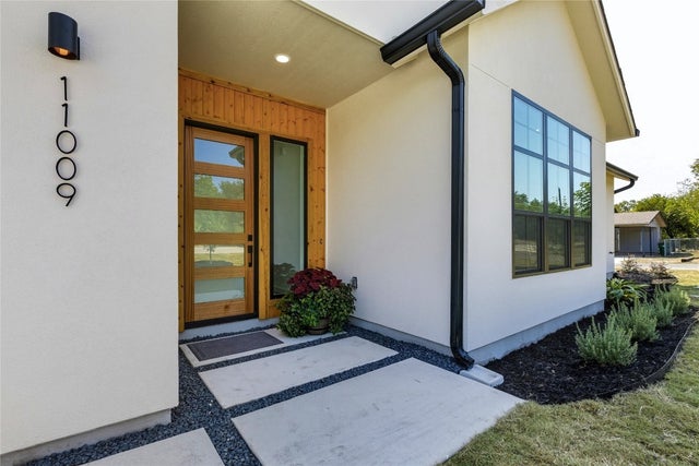 11009 Second Street, Jonestown