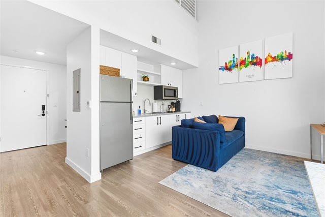 49 Navasota Street 205, Austin