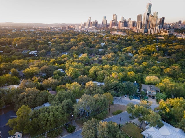 1123 Reagan Terrace, Austin