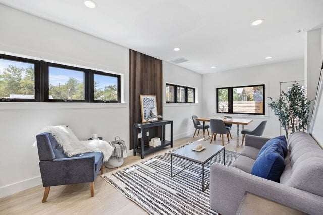 4718 Clarkson Avenue, Austin