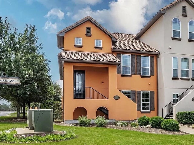 11801 Terraza Circle, Austin