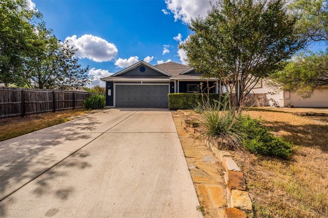 745 Caylor Cove, Bastrop