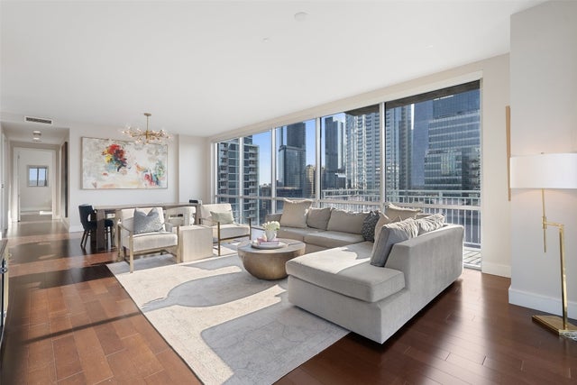 222 West Avenue 1901, Austin