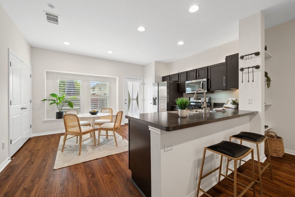 4517 Truth Way 412, Austin