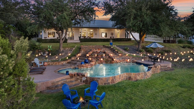 4607 R O Drive, Spicewood