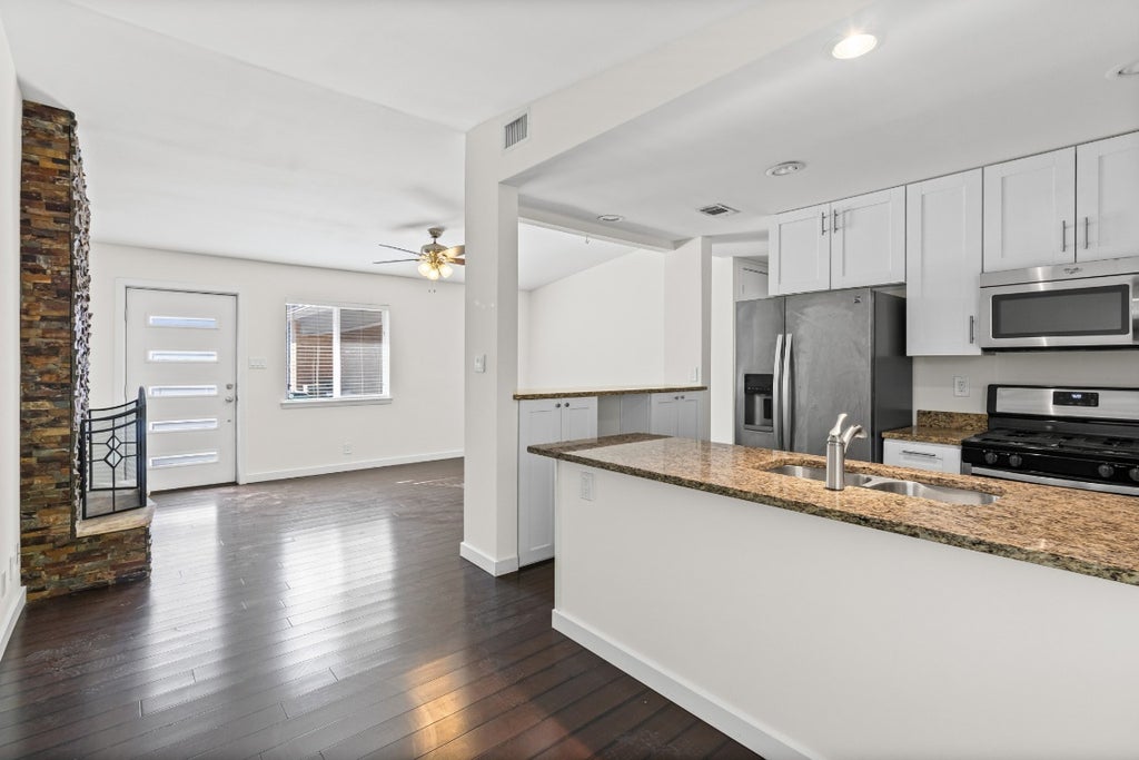 6305 Vioitha Drive B, Austin