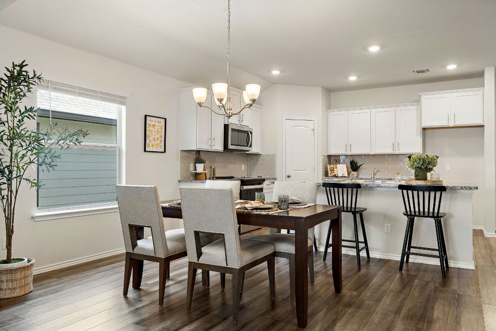 1944 T H Johnson Drive, Taylor