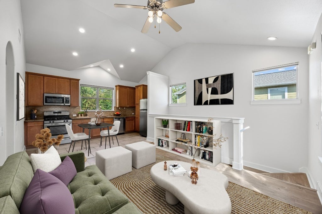 1601 Miriam Avenue 315, Austin