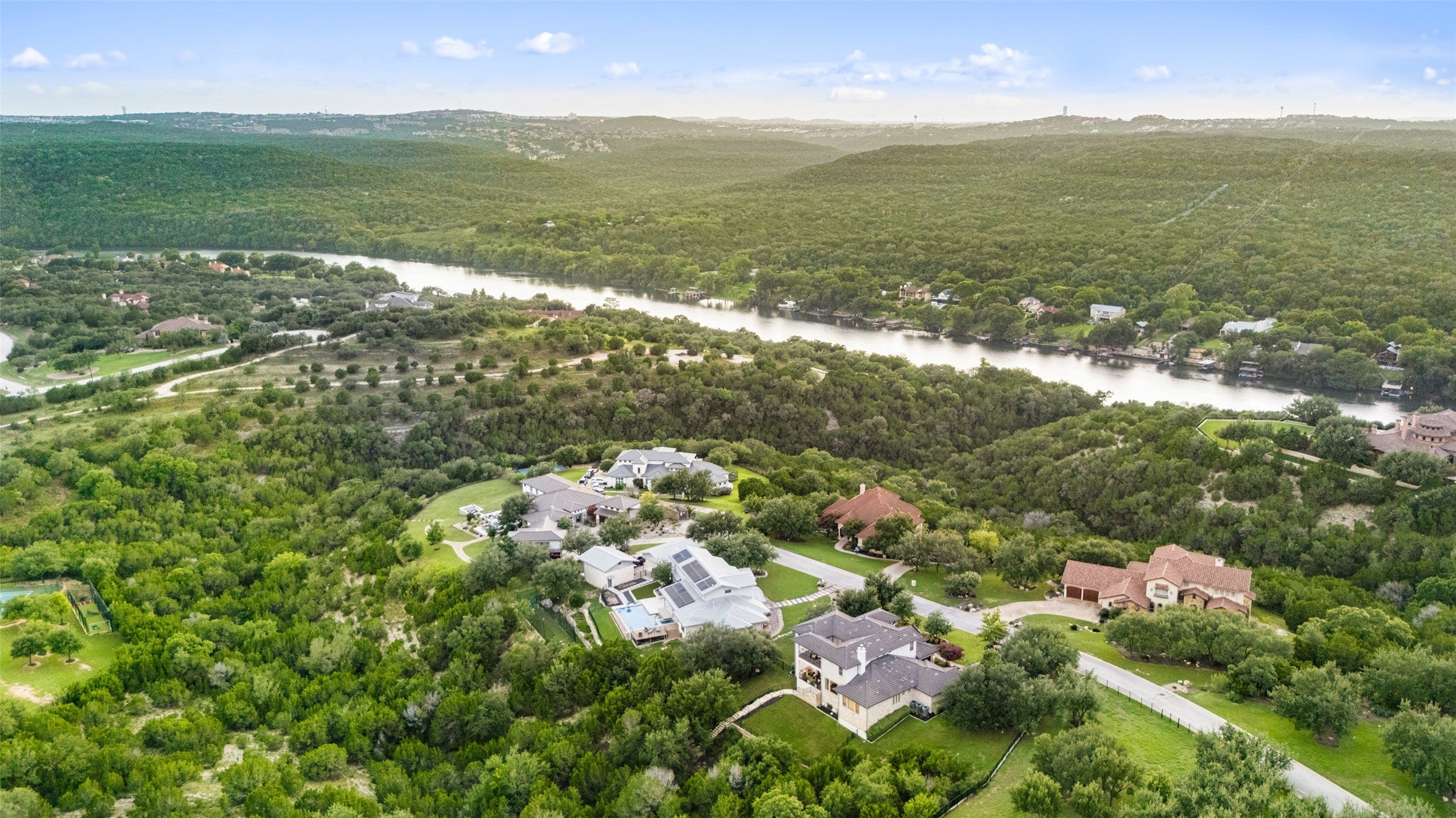 Photo of Listing #1786597