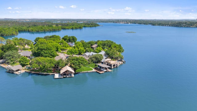 Residential Real Estate for Sale located in the neighborhood of Beaver Island, on Lake LBJ in the city of Marble Falls, TX