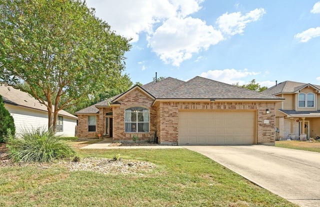 1721 Twin Cove, Kyle